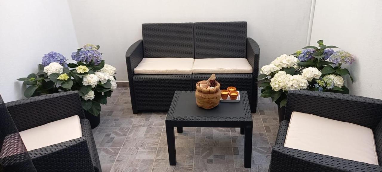 La Casa Di Stefania Apartment Porto Pino Bagian luar foto
