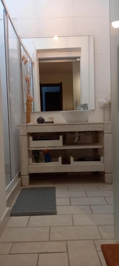 La Casa Di Stefania Apartment Porto Pino Bagian luar foto
